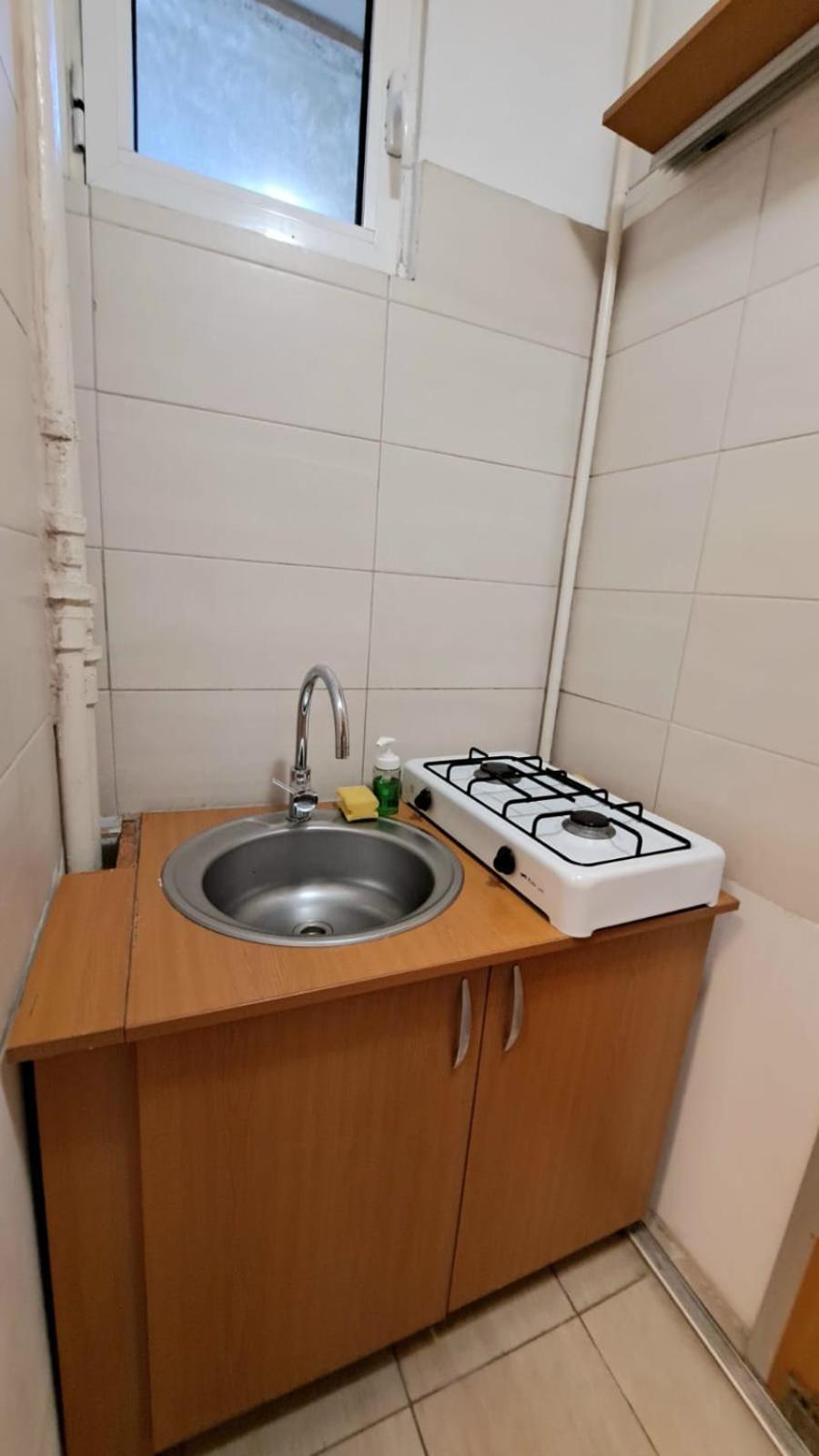 Inchiriez Garsoniera In Regim Hotelier Unirii Bukarest Exteriör bild